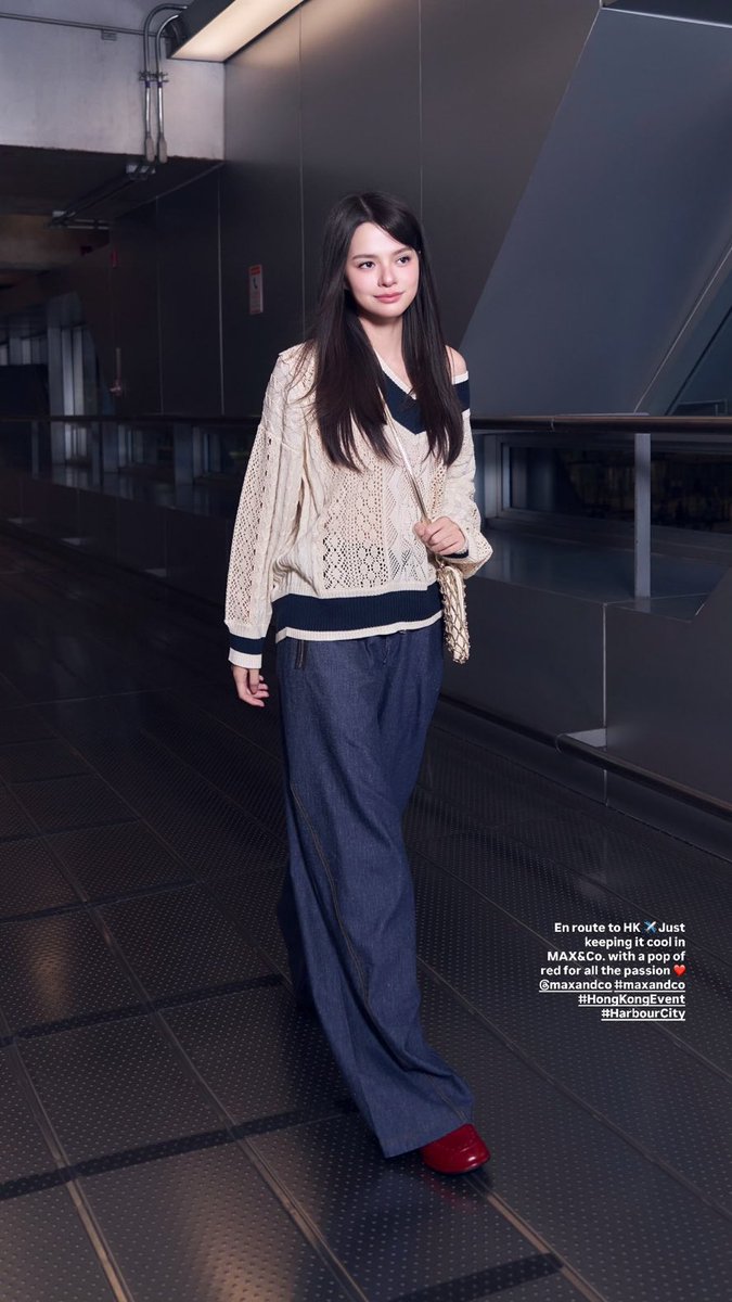 Suphisa42833863's tweet photo. รอชมลุคสวยๆของน้องเบคที่อีเว้นท์ Max&Co FW26 ในฮ่องกงวันพรุ่งนี้แล้วนะคะ😍
#MAXandCo #KeepItCool
#beckysangels
#BeckyEntertainment https://t.co/UylNOi62lS