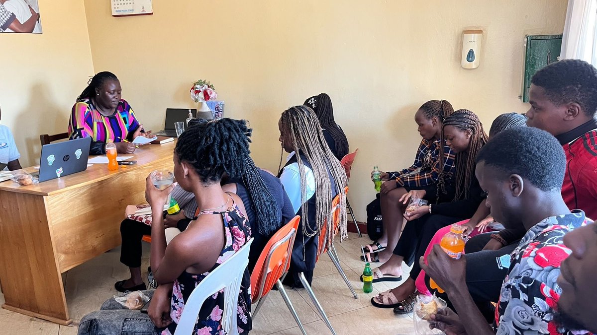 wellsofhope's tweet photo. We held a meeting with current university students at the WOH Head Office as they prepare to begin a new semester. The meeting aimed to encourage and empower the students as they return to their studies, while also supporting their personal and spiritual growth. https://t.co/97Pu4vS0bc
