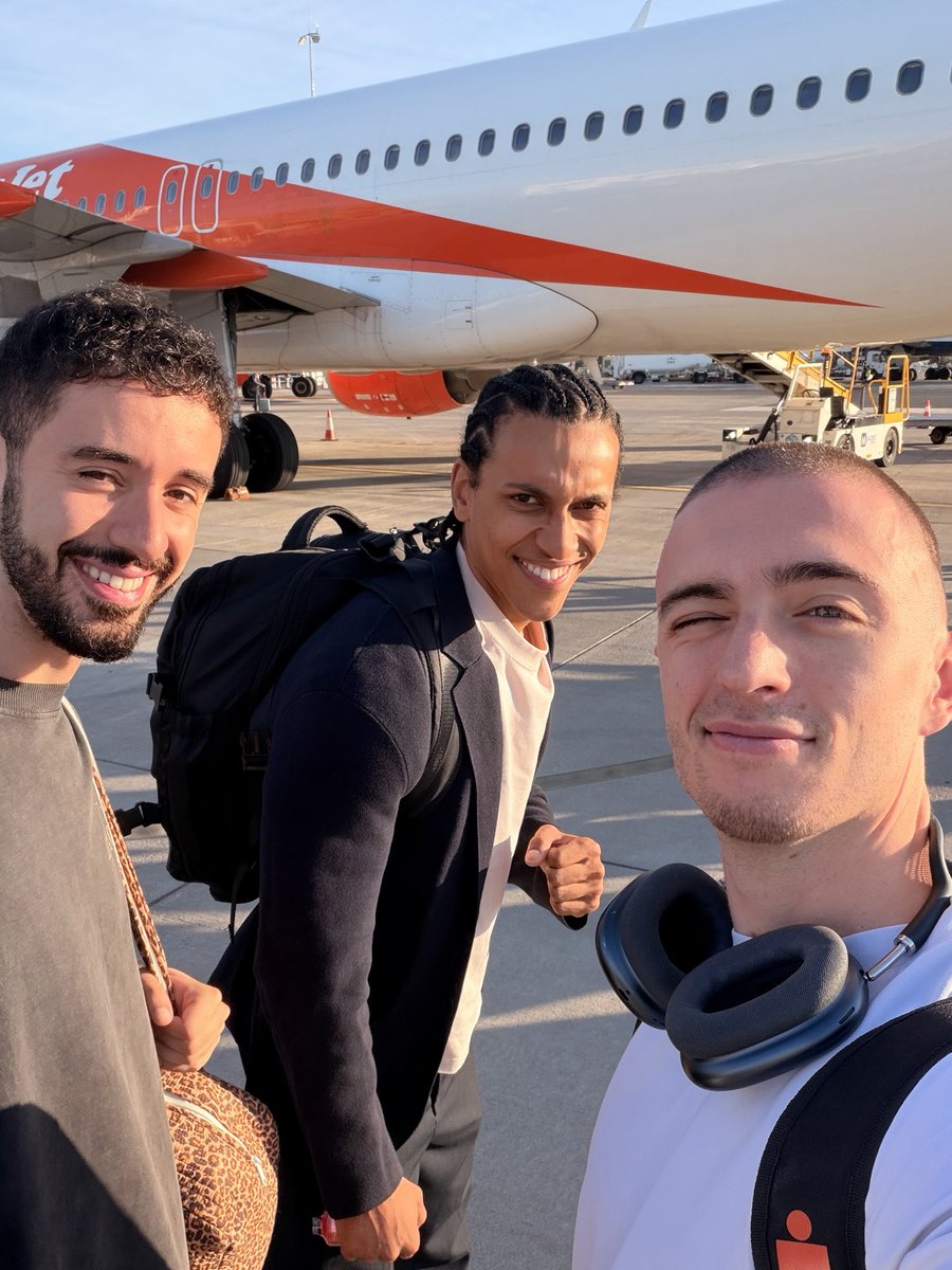 robinbrzw's tweet photo. Paris for all the week https://t.co/zCirKm63S5