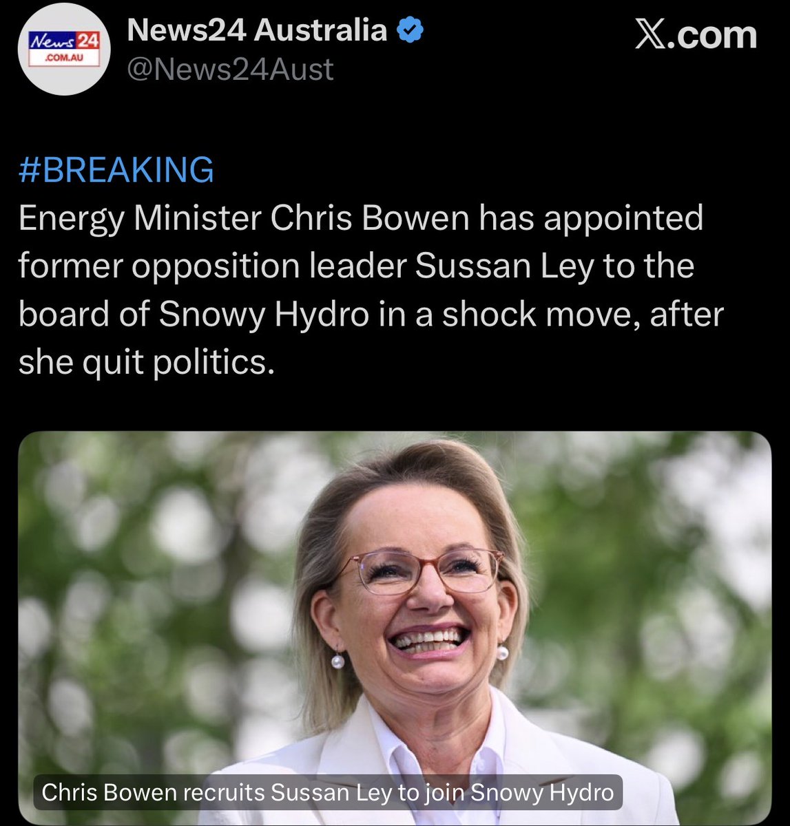 MRobertsQLD's tweet photo. The uniparty doing what the Uniparty does

(Thank you for sharing, Paul) https://t.co/4YxXK9Dvw3