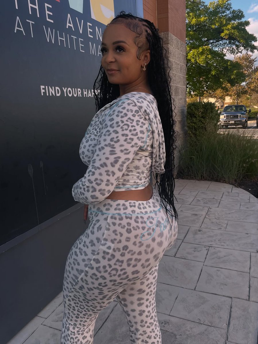 iambiancabl4luw's tweet photo. Cute lil aura, I dont know im just a vibe. https://t.co/zRRciB5AV7