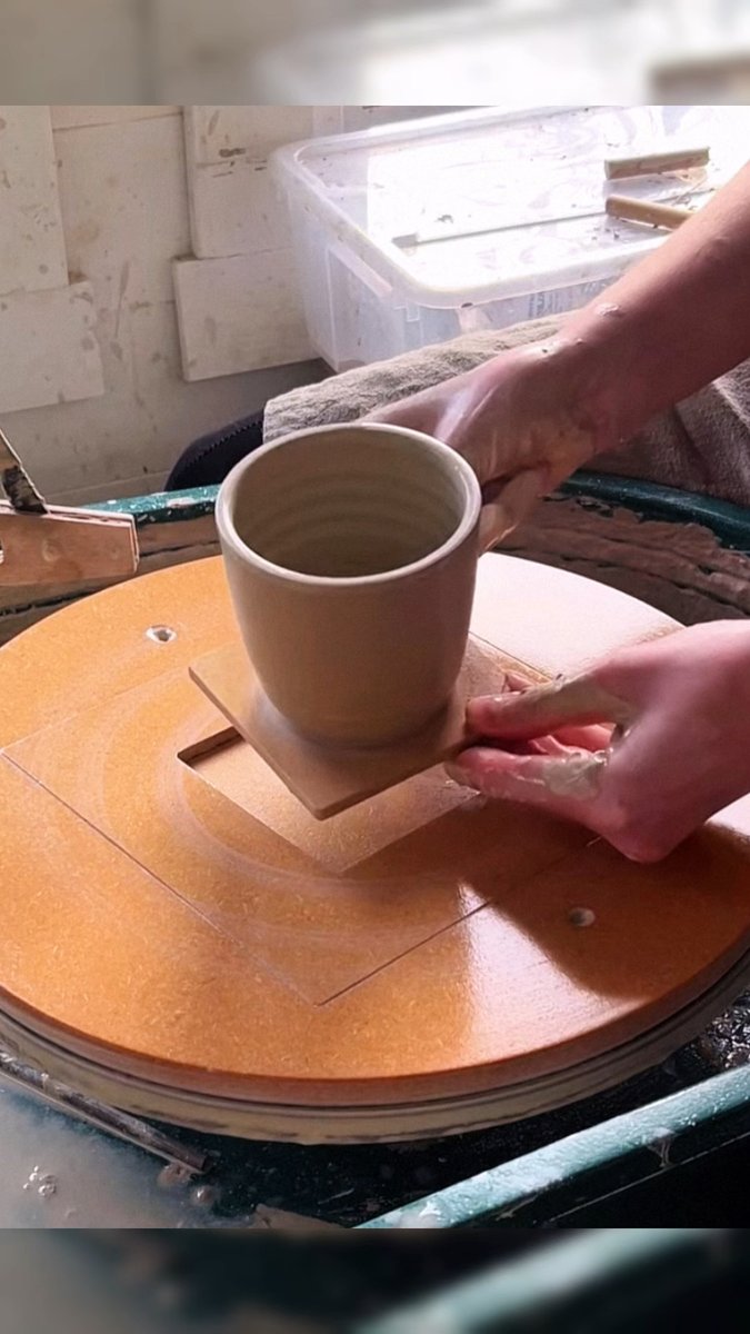 cerea844468's tweet photo. Today’s art vibe: hands-on pottery at a local studio—shaping clay into small, imperfectly perfect pieces and feeling that warm, messy joy  No master skills needed, just curiosity! https://t.co/6BZJZq7lHX