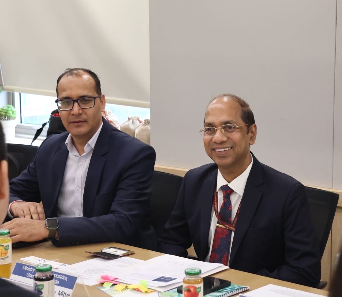 MHI_GoI's tweet photo. Led by Shri Vijay Mittal, Joint Secretary, Ministry of Heavy Industries, an Indian delegation alongside officials from @MNREindia, @CMTIBengaluru and @TERIin, undertook a technical engagement with the Korea Battery Industry Association (KBIA) in Seoul on 9 September 2026, as part of the Knowledge Exchange Visit on EV Battery Circularity and Second-Life Applications.
 
The engagement covered advanced battery technologies, cell and pack manufacturing, Battery Management Systems, battery diagnostics and State-of-Health assessment, second-life applications, testing and certification, and emerging pathways for sustainable battery lifecycle management, with a focus on advancing India–Korea cooperation in EV and energy-storage ecosystem.
 
@VijayMittal4 
#IndiaKorea #KBIA #EVBatteries #BatteryTechnology #EnergyStorage #AdvancedManufacturing #MHI