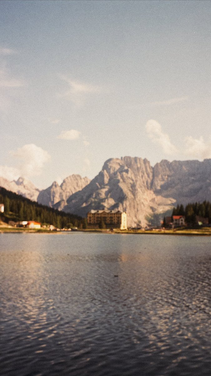 DylanCalluy's tweet photo. Dolomites on 35mm film 🎞️ https://t.co/FJfqp4wKdR