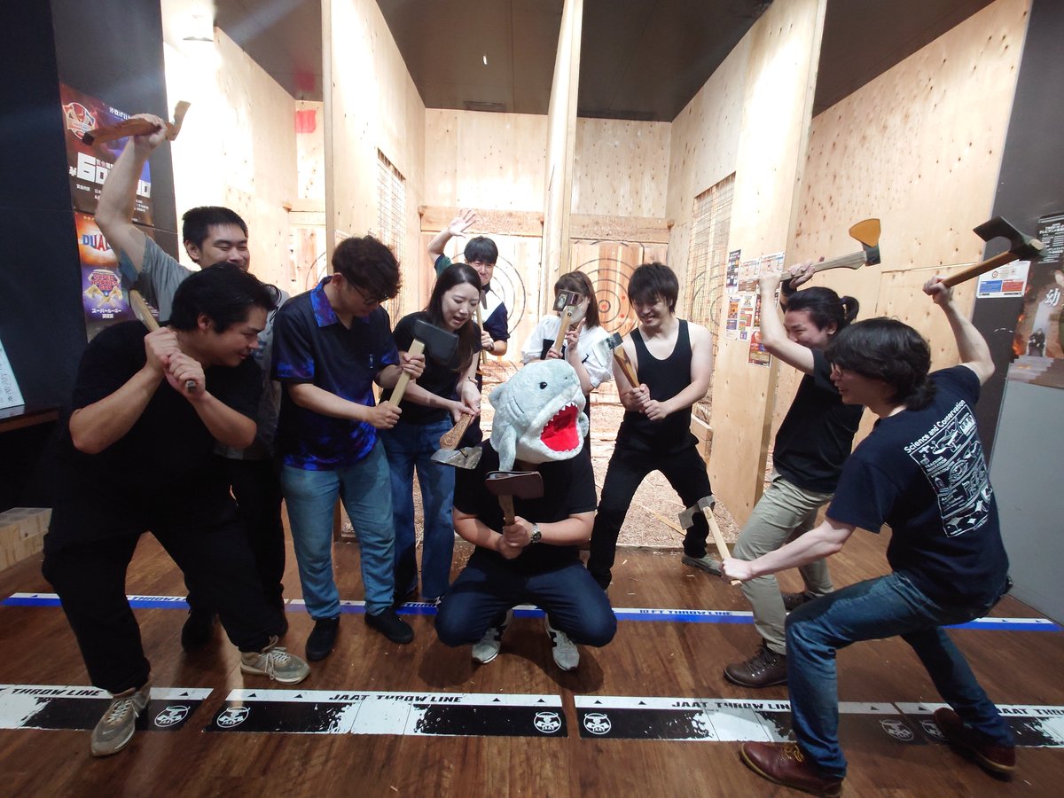 jp_axethrowing's tweet photo. 📢大会速報📢
Japan Axe Throwing League

🔻東京
優勝：斧投げお兄さん
準優勝：なかじまさん
第3位：斧神 さん

🔻大阪
優勝：まいまいさん
準優勝：wolfさん
第3位：斧投げ大好きさん

🔻愛知
優勝：ていくさん
準優勝：ぽきろいさん
第3位：hukayamiさん

#JAAT #斧投げ #AxeThorowing #斧投げ大学 https://t.co/zrw8T5DYjd