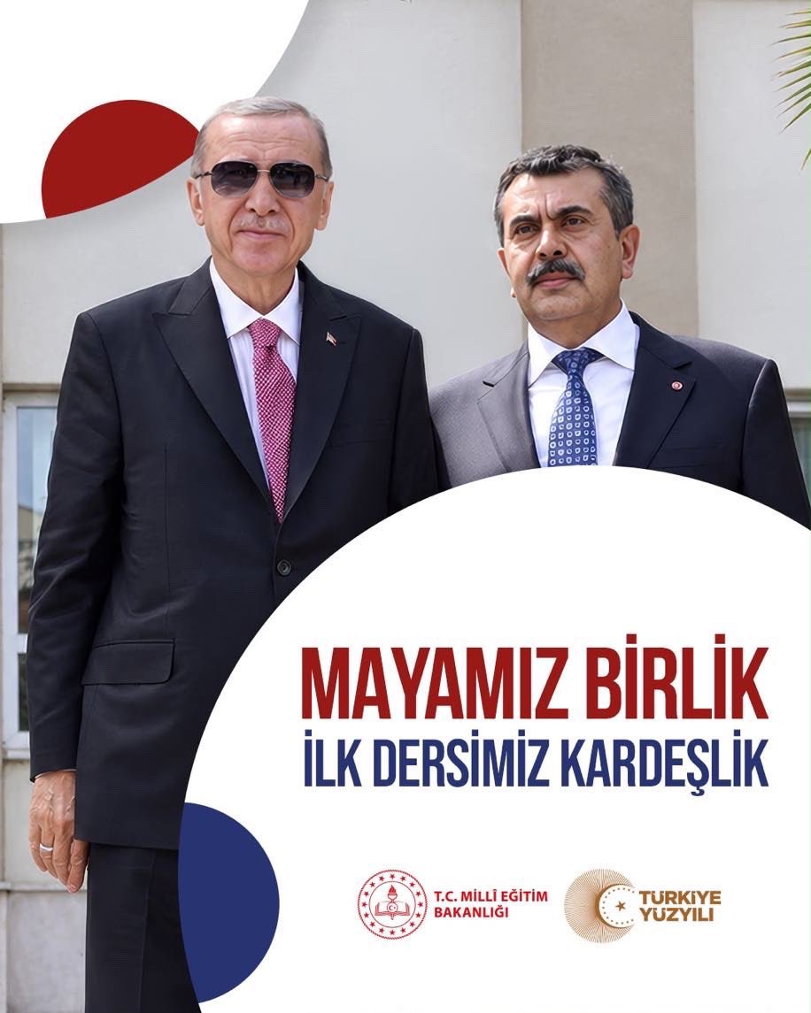 recai_ocak's tweet photo. Yeni eğitim öğretim yılımız hayırlı olsun!
#ilkdersimizkardeşlik https://t.co/i6G2feK4b4