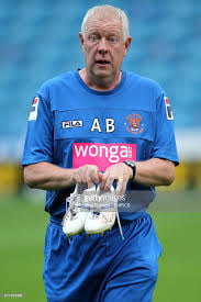 BFC_ExPlayers's tweet photo. Happy 70th Birthday today to former Pool youth team Physio .... Alan Bent
Hope you have a great day Alan !
๐๐๐๐ปโฝ๏ธ๐
#TopMan https://t.co/slRjgs4TBK