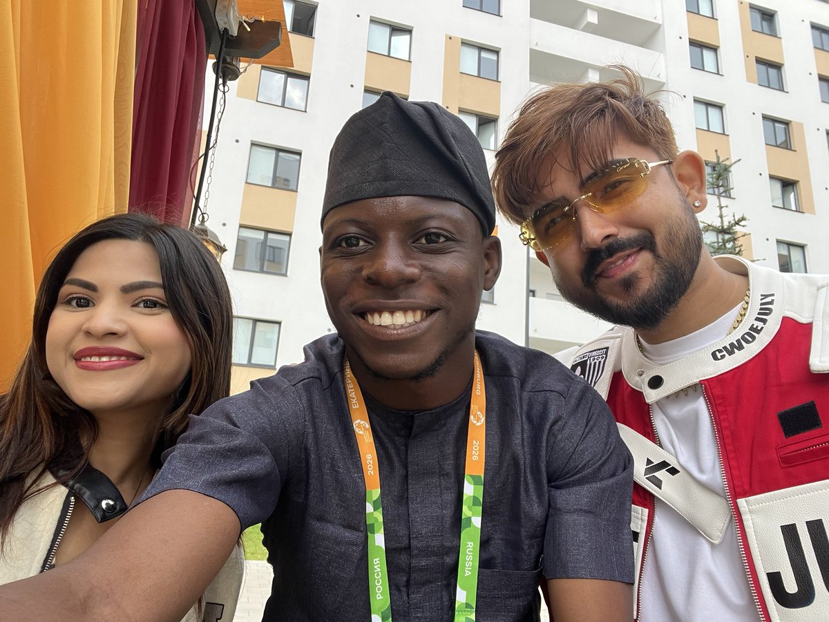 alfilfil_boy's tweet photo. Representing Nigeria •  Putting Africa first. 🇳🇬🌍
#TTAinRussia https://t.co/vp3pw6SNzI