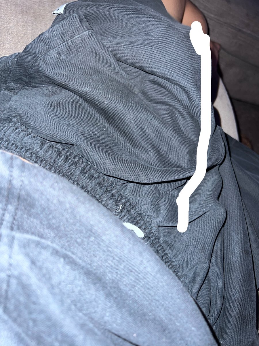 9inchbeaner's tweet photo. i’m so alone and horny please text me https://t.co/oNRgkhJPL6