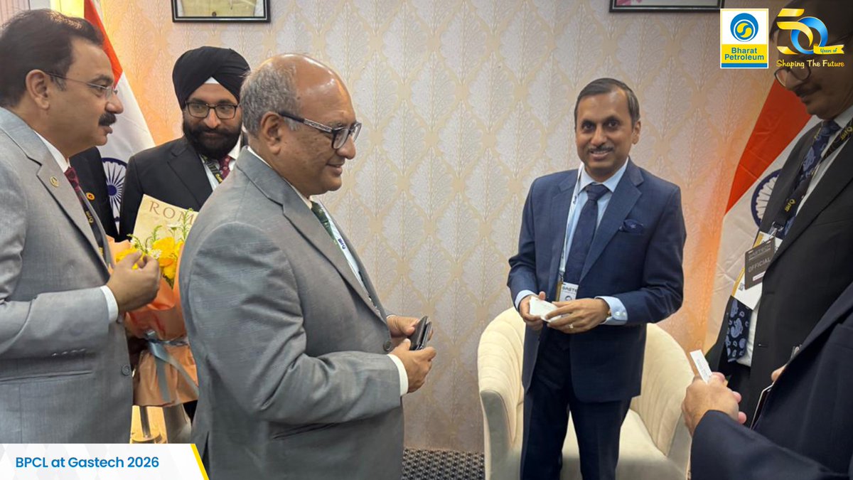 BPCLimited's tweet photo. Shri Subhankar Sen, Director (Marketing), BPCL, welcomed His Excellency Shri Puneet Agrawal, Ambassador of India to Thailand, to the India Pavilion at Gastech 2026.

Gastech 2026 brings together global energy leaders to shape the future of gas, LNG and the energy transition.

With its growing presence across the gas value chain, BPCL continues to contribute to India’s evolving gas ecosystem and its journey towards a cleaner energy future.

#Gastech2026 #BPCL #IndiaAtGastech #NaturalGas #EnergyTransition
@HardeepSPuri @PetroleumMin @Secretary_MoPNG @fipiind @GastechEvent