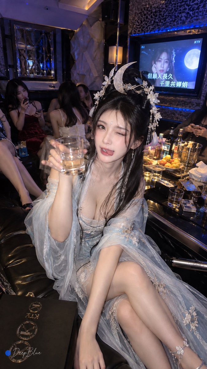 DeepBlueX0 tweet picture