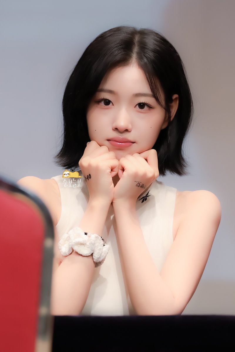 sunboneulbo's tweet photo. 260905 애플뮤직 팬사인회
 
#AtHeart #앳하트 
#ARIN #아린 https://t.co/2cmdqAX9iO