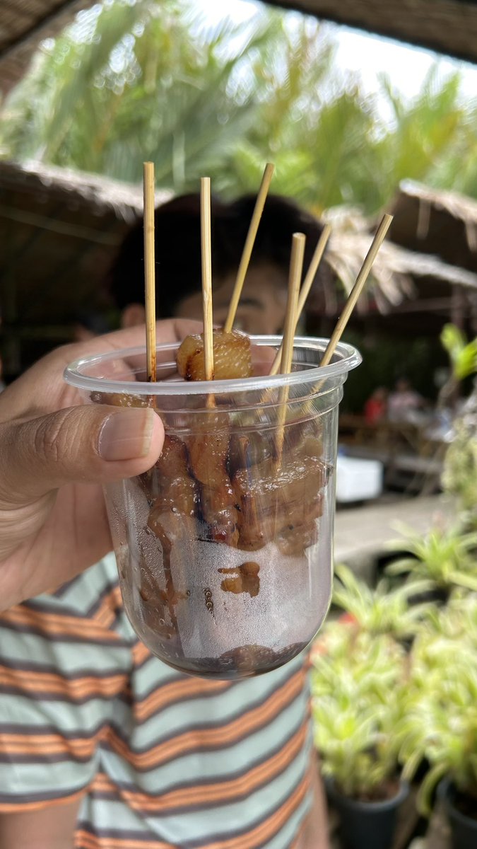 P4RNKUNG's tweet photo. @ตลาดน้ำบางใบไม้
,,,เติมไฟสักหน่อยนะ❤️🔥💡
,,,ของกินมันละลานตาสุดๆ
#ตลาดน้ำบางใบไม้ #สุราษฎร์ธานี #ชุมพร https://t.co/w8PBVqBCRg