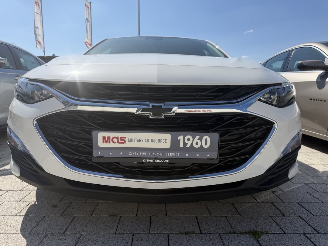 ShantellCypert's tweet photo. The 2025 Chevrolet Malibu blends sleek style, everyday comfort and practical performance. Enjoy seating for five, modern tech, driver-assistance features and generous trunk space for commutes, road trips and more. https://t.co/0G8S5Y7YTi