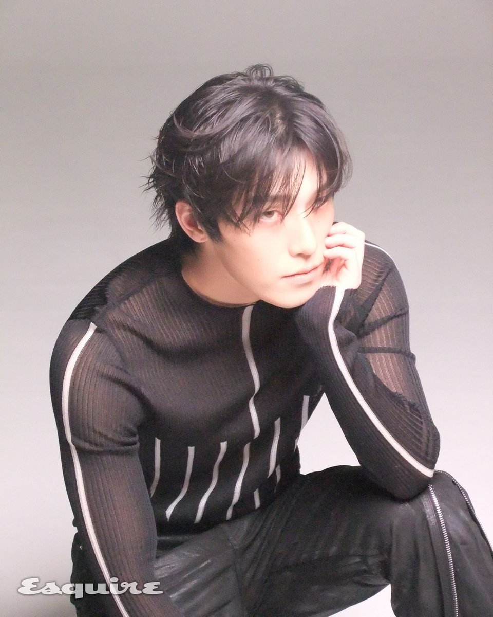 EF1bk's tweet photo. 박쥐찍으러가자............ https://t.co/xDYOxlMl9M