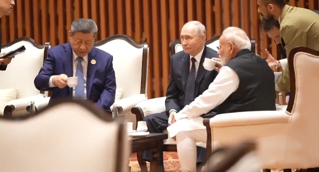 GeoPolitical_X's tweet photo. India successfully concludes the 18th BRICS Summit in New Delhi! 🇮🇳 The landmark gathering at Bharat Mandapam ended with the unanimous adoption of the New Delhi Declaration, focusing on AI governance, nuclear safety, multilateral reforms, and Global South priorities.
​#BRICS2026 https://t.co/Xk6ik5z6e4