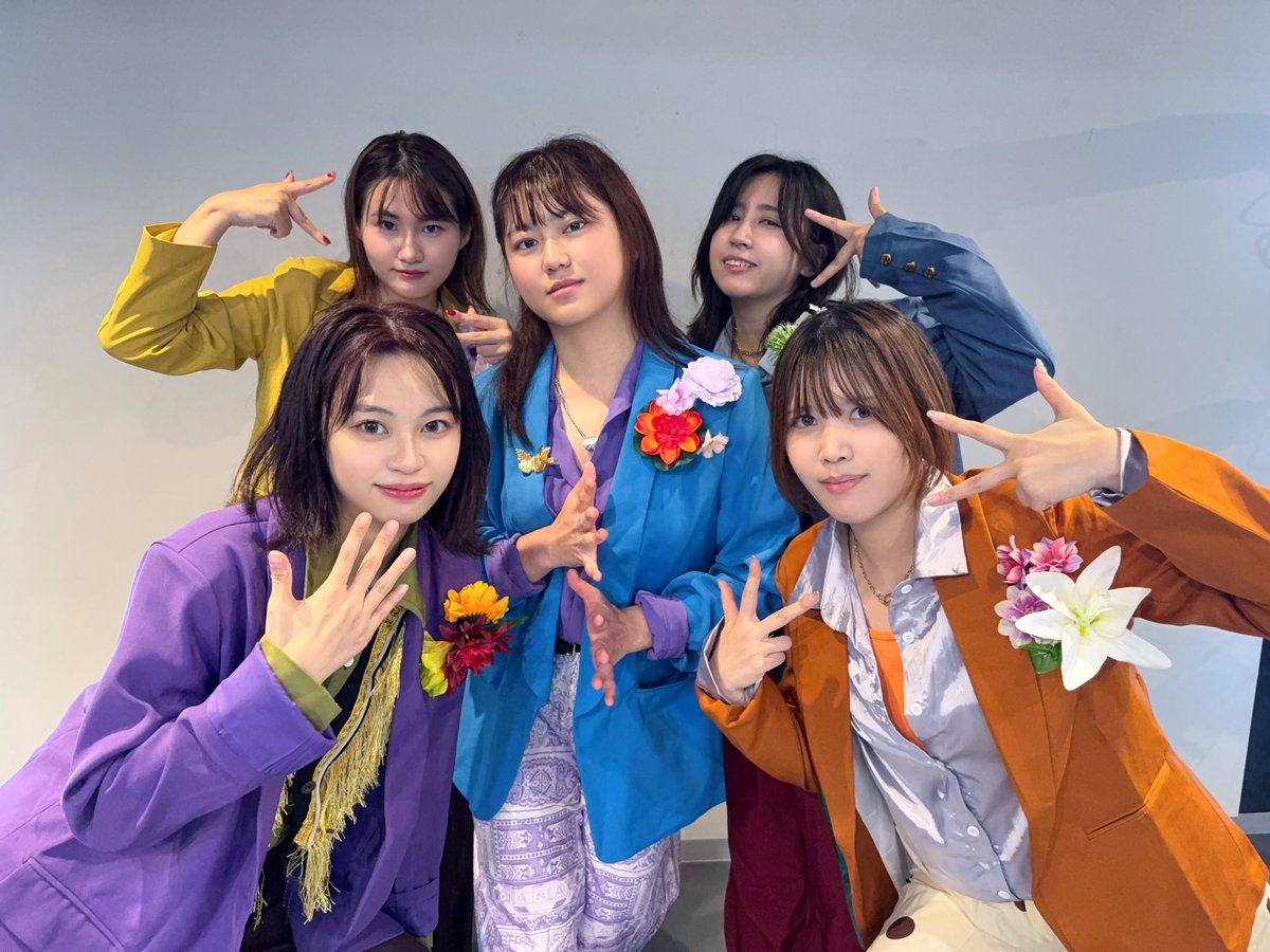 tomominnn816's tweet photo. Samba de Night Fever / ONE N' ONLY #踊ってみた
EIKUくんパートで踊りました!!🐶
サンバラバラバラ💃🏻これはまだ真面目verです。笑
やっぱり推しの名前の隣に自分の名前書くの心躍る~~永玖くん愛してるよーーー🩷
https://t.co/l1HFq66VMj
#ありがとうワンエン
#SWAG
#ONENONLY #ワンエン https://t.co/jEJNBqg7p5