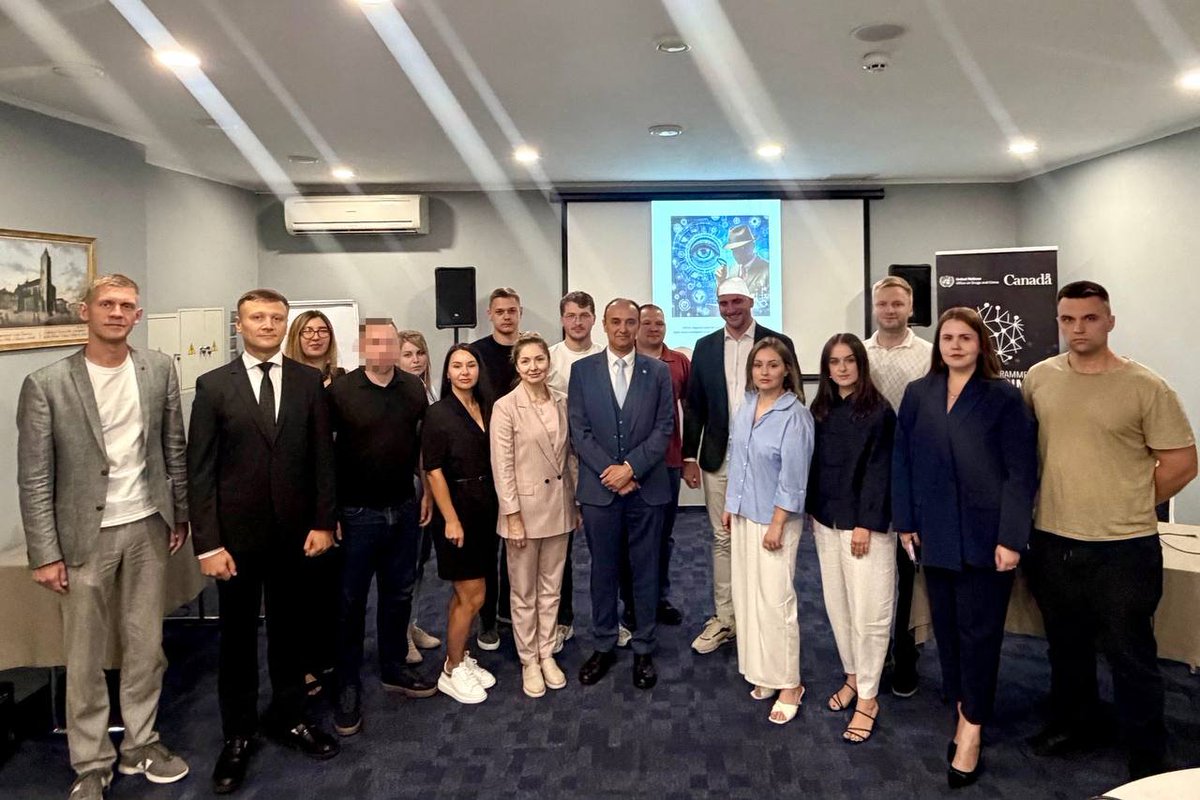oduvs's tweet photo. 1–3 вересня у Львові представники ОДУВС Олена Грезіна та Дмитро Лісніченко взяли участь у триденному курсі «Методи розвідки з відкритих джерел (OSINT) та розвідки в соціальних мережах (SOCMINT)» (базовий рівень). https://t.co/dyhdbN1xaL