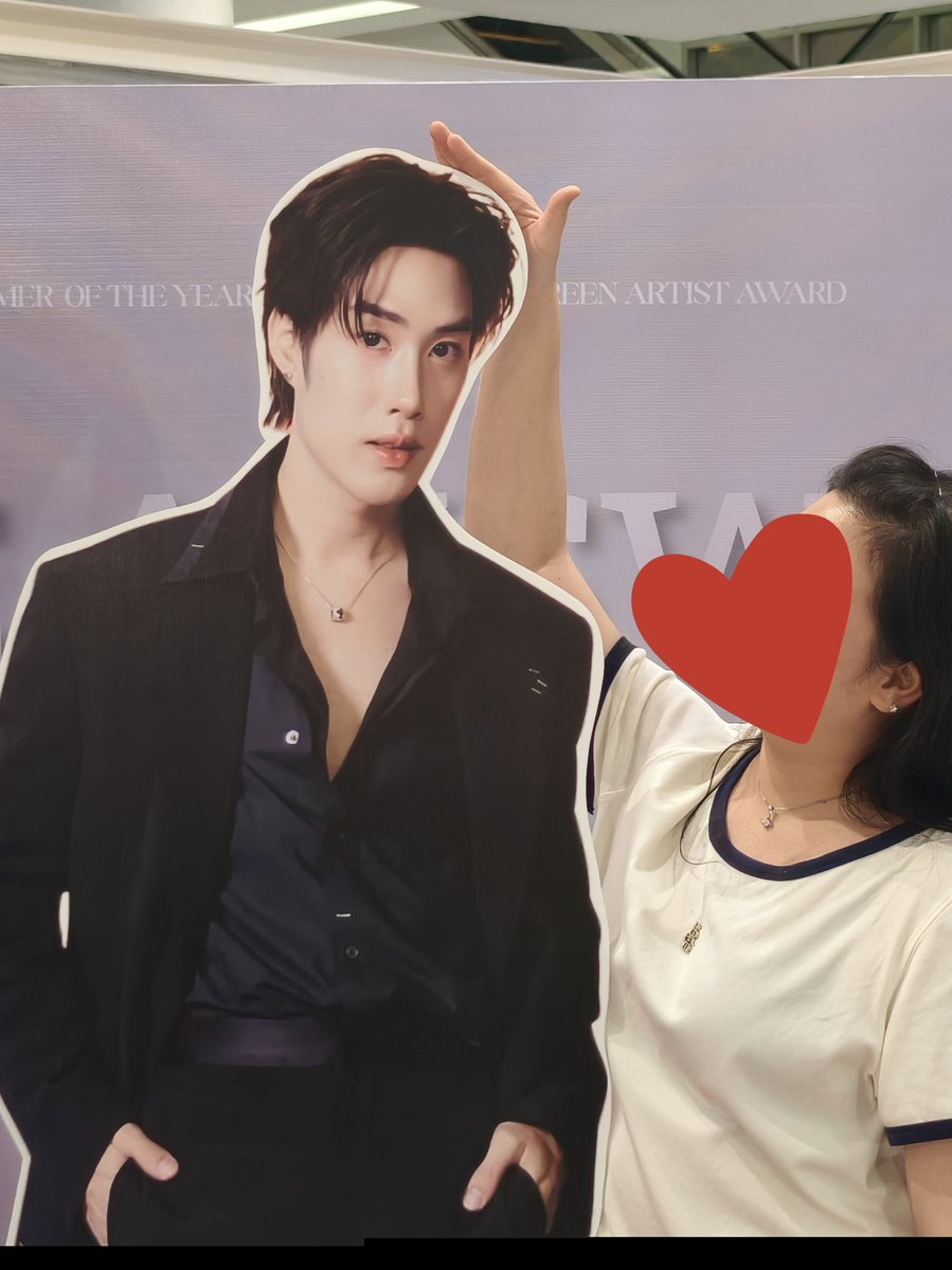imxnpc's tweet photo. ขอบคุณที่ช่วยสานฝัน 1:1 กับลูกชายค่าาาา
#TLE_mtm
#28thMatimunTheAnswer
#SpecialForTleMatimun https://t.co/r1QBhee0Rn