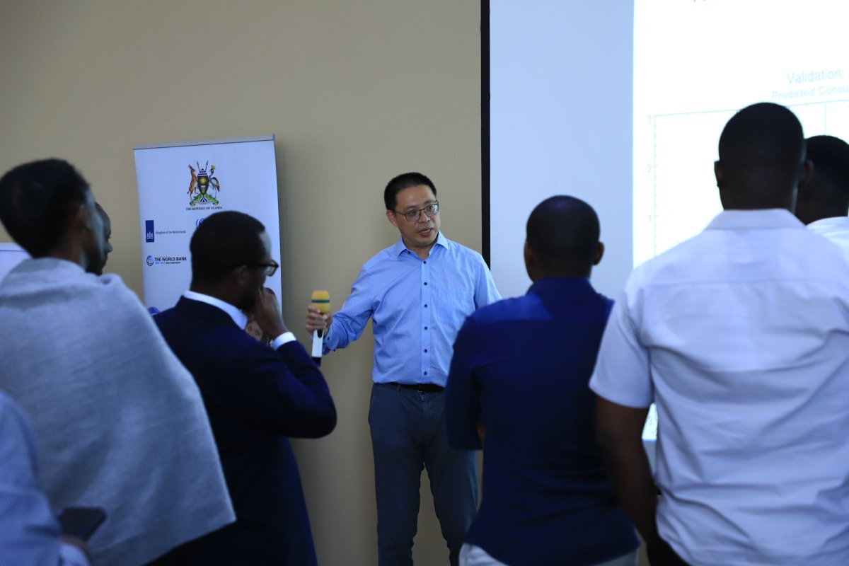IloProspects's tweet photo. From 7–11 Sept, national stakeholders trained in Employment Impact Assessment, applying tools to real policy scenarios.

With lessons from #PROSPECTS, inclusion was central—including how employment policies can better benefit refugees &amp; host communities. #DecentWork https://t.co/ZDDd2dGinC