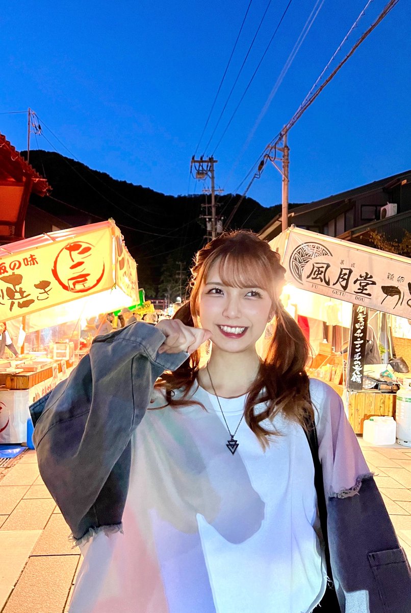 826aska_STAGEA's tweet photo. 秋祭りいきたいな〜いけるかな〜🍂🩶
#カレンダーオフショット https://t.co/ppHzOLKzdN