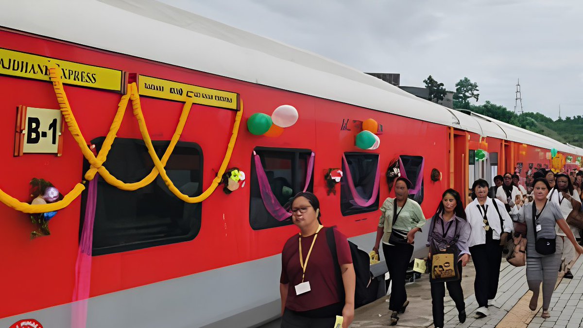 RailAnalysis's tweet photo. #MizoramRailway Revolution: #Bairabi #Sairang line completes one year of transformative #connectivity

Read more : https://t.co/20qk2WExlL

#Freight #Railway #Corridor #Infrastructure #Railway #IndianRailways #Construction #Milestone #Passenger #Track #RailAnalysis https://t.co/4MlwvibKoE