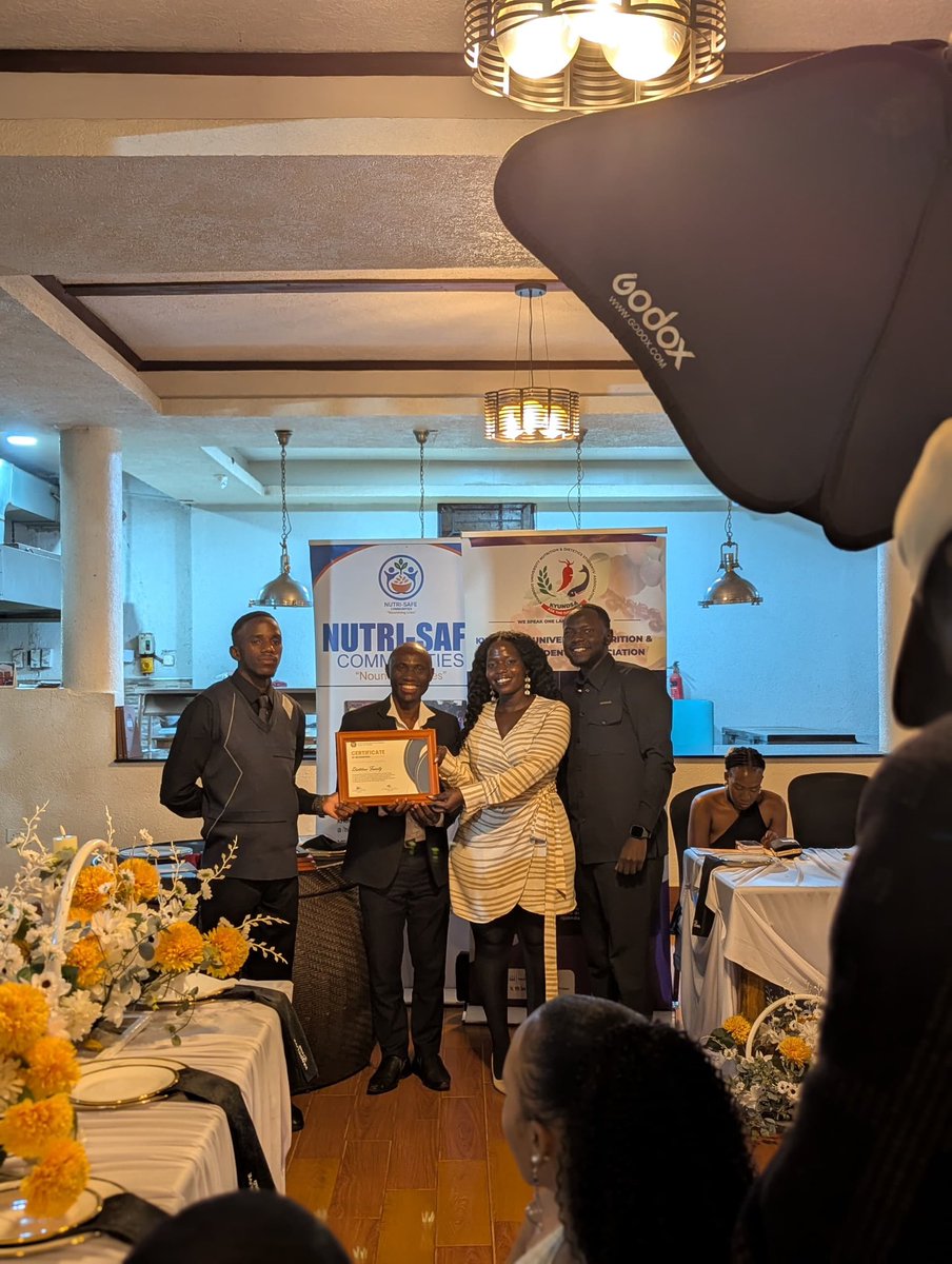 angulo_mlk's tweet photo. We also celebrate our student led initiatives @DFI_ug and @Nutrisafe_org 
for bagging the awards and being committed, consistent and being a model for our members. https://t.co/7TbBQUlEpU