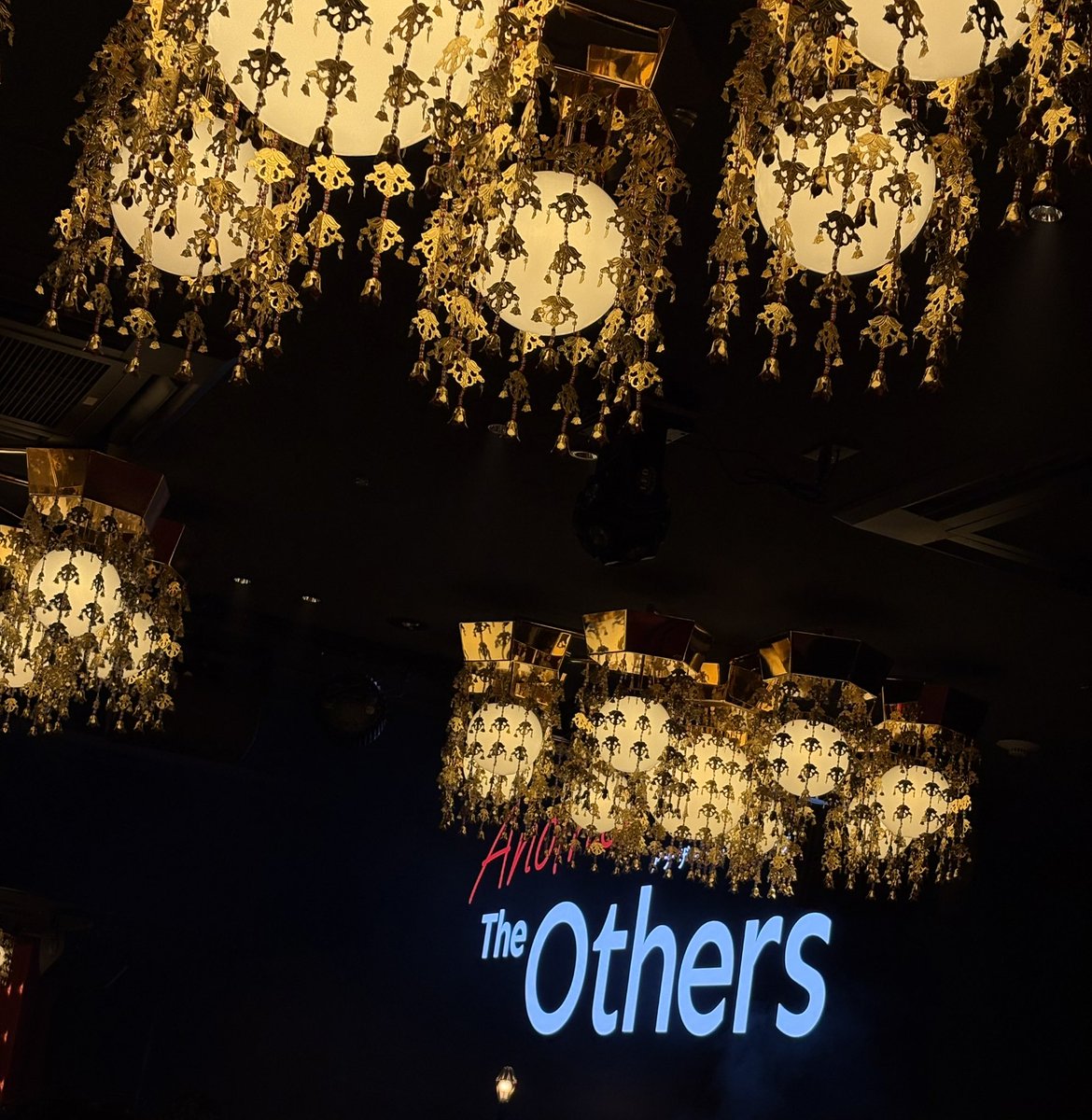 NNNN_w77's tweet photo. 音大時代の門下の先輩、いぶき先輩ご出演の『#AnotherTheOthers 』観劇してきました✨歌、ダンス、MC、全てがプロフェッショナルなショーでした。いぶきニキのお歌が以前よりもパワーアップしていて、改めて尊敬。常に向上されていて、本当に凄いのです。私も頑張らねばと思えました!楽しかった。!! https://t.co/mhg3sw3HSZ