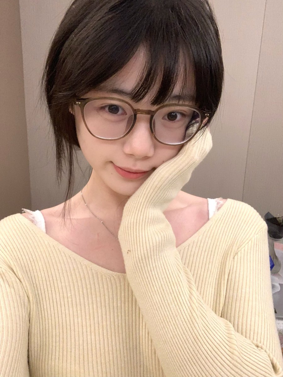 CJLarsen3's tweet photo. 05年女大学生，会有人喜欢吗 https://t.co/sHw8XfOggV