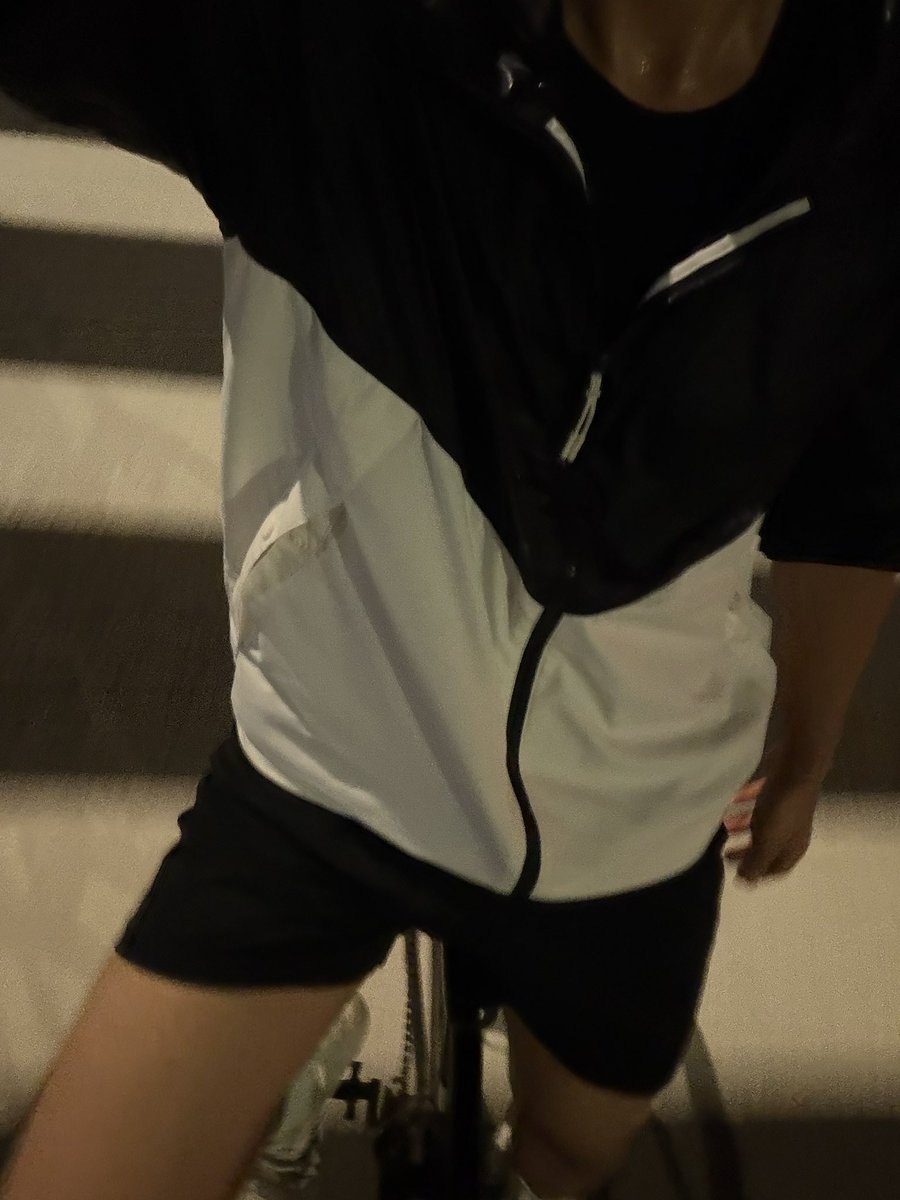Lamons4l5's tweet photo. <Main>

10Ms 
쓸대없는 말 좋아함 
전화는…친해지면?
극 감성충
트친생기게 해주세요 

#자고일어나면트친백명 #트친소 #공부계 #운동계 #에세머 https://t.co/oW2MOZ594b