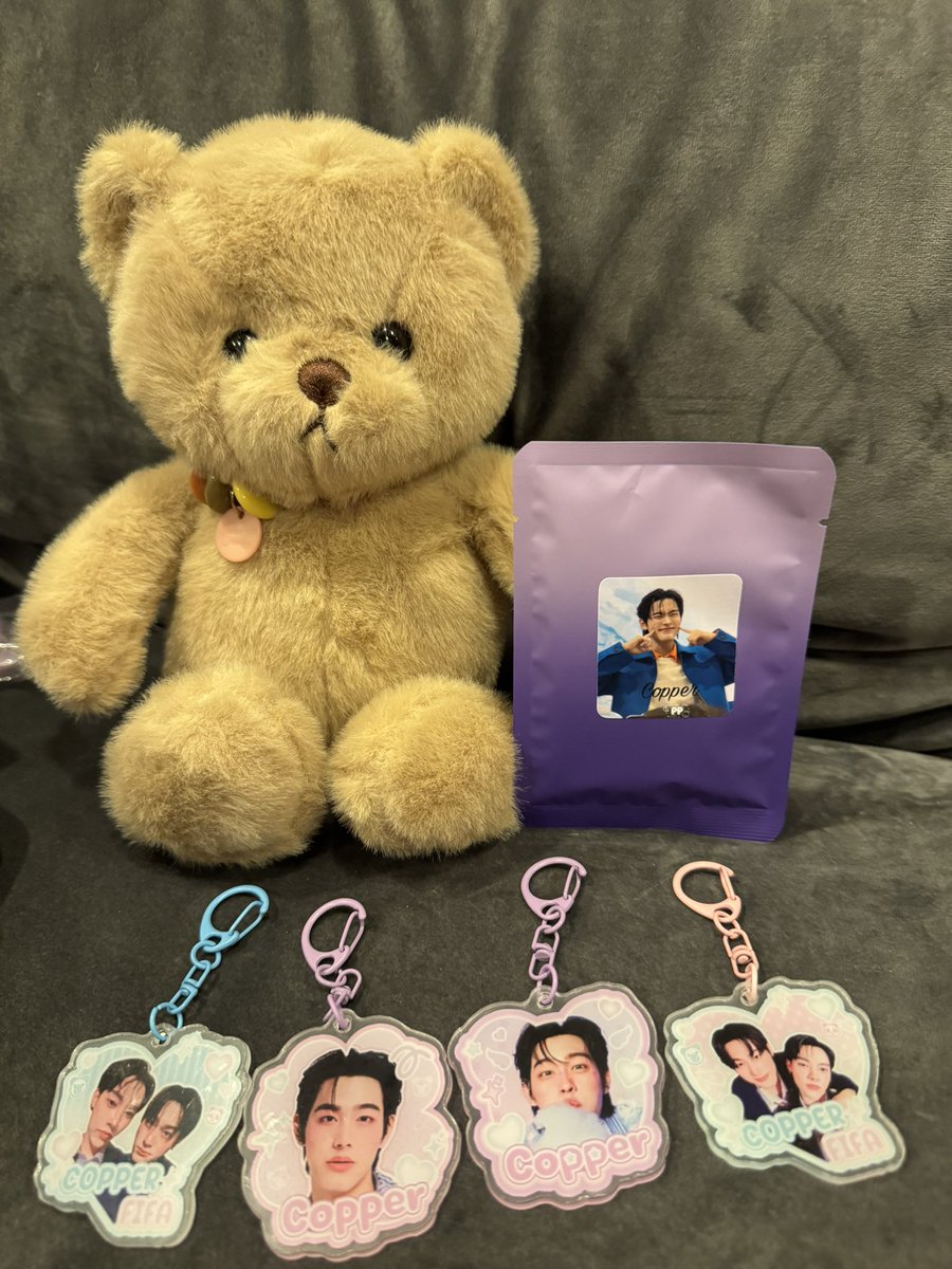 Ptonor1's tweet photo. 🍰♡ ༘*.ﾟ🐻🎀

✨Giveaway Birthday Copper💜✨

📅 2026.09.20
📍Hey! Coffee I'm Park Chula
⏰ 10.30 - 18.00 
💞 พวงกุญแจจุ่มอะคลิลิค 60 ea🥳

⸜(｡˃ ᵕ ˂ )⸝♡ใครมาเก็บโปรเจคมารับgiveawayจุ่มกันได้เลยนะค้าบบ🫶✨

#copperphuriwat🐻
#ThePurpleHourWithCopperXXIII https://t.co/msEKyYeMG3