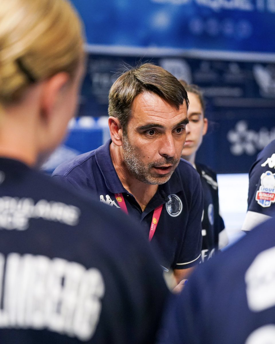 CTHandBall's tweet photo. On attaque une nouvelle semaine avec un gros rendez-vous à préparer ! Direction Dijon ce mercredi pour nos joueuses ! 🔥💪

#CTHB | #UnisEtEnConquête https://t.co/4g3W13xiVb