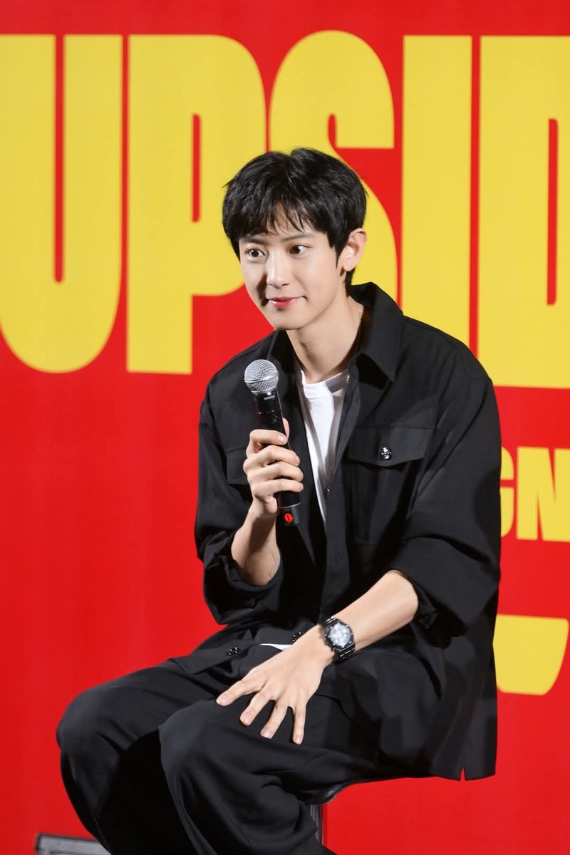 chanyeolmedia27's tweet photo. 🥰🤍  #찬열 #CHANYEOL https://t.co/OieMh5RKTg