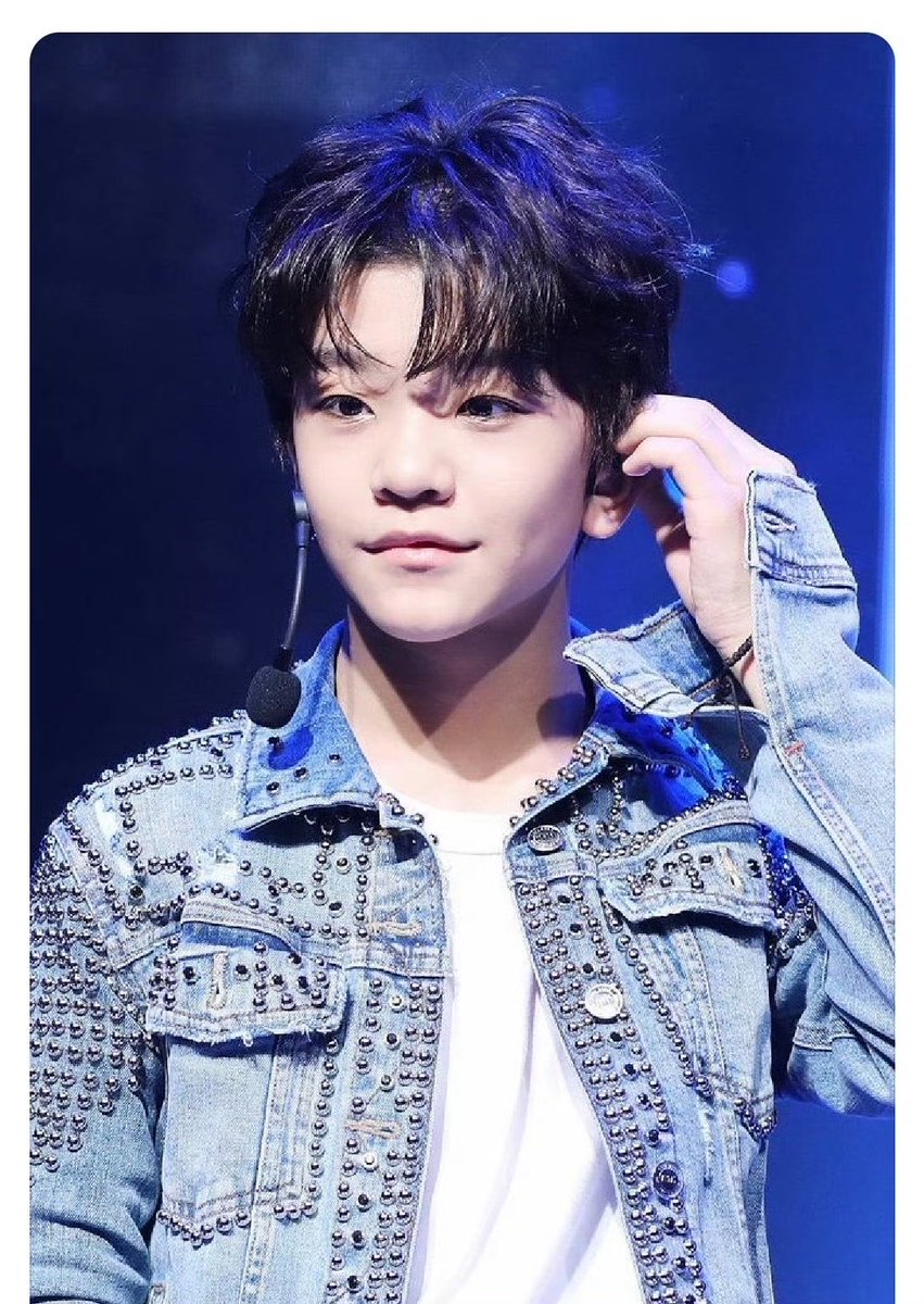 longerholic's tweet photo. 这个新角色特别像龙龙小时候🥺🫳🏻 https://t.co/VUKIL1tWYe