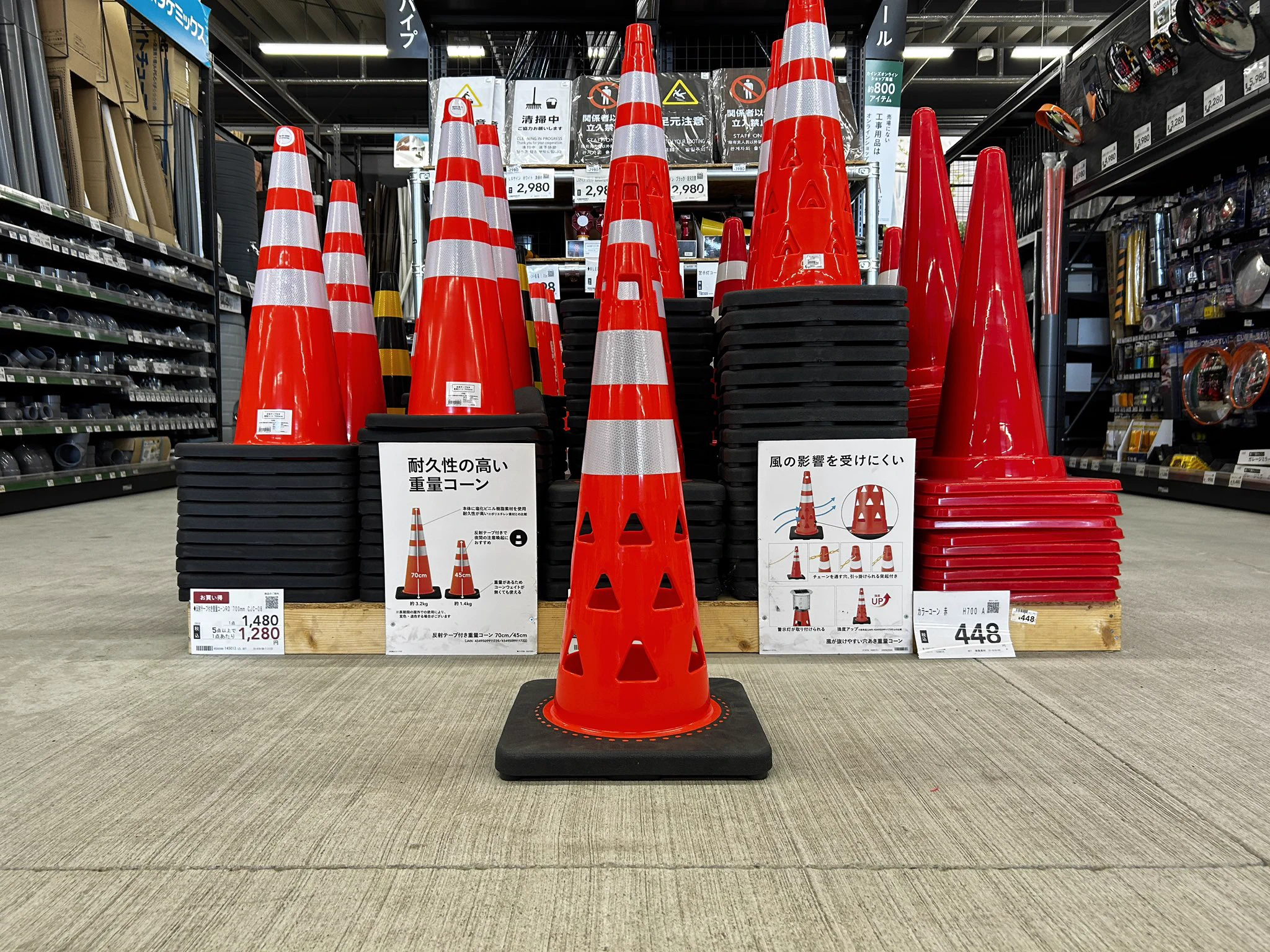 HSKUjX9bIAEmZDP?format=webp&