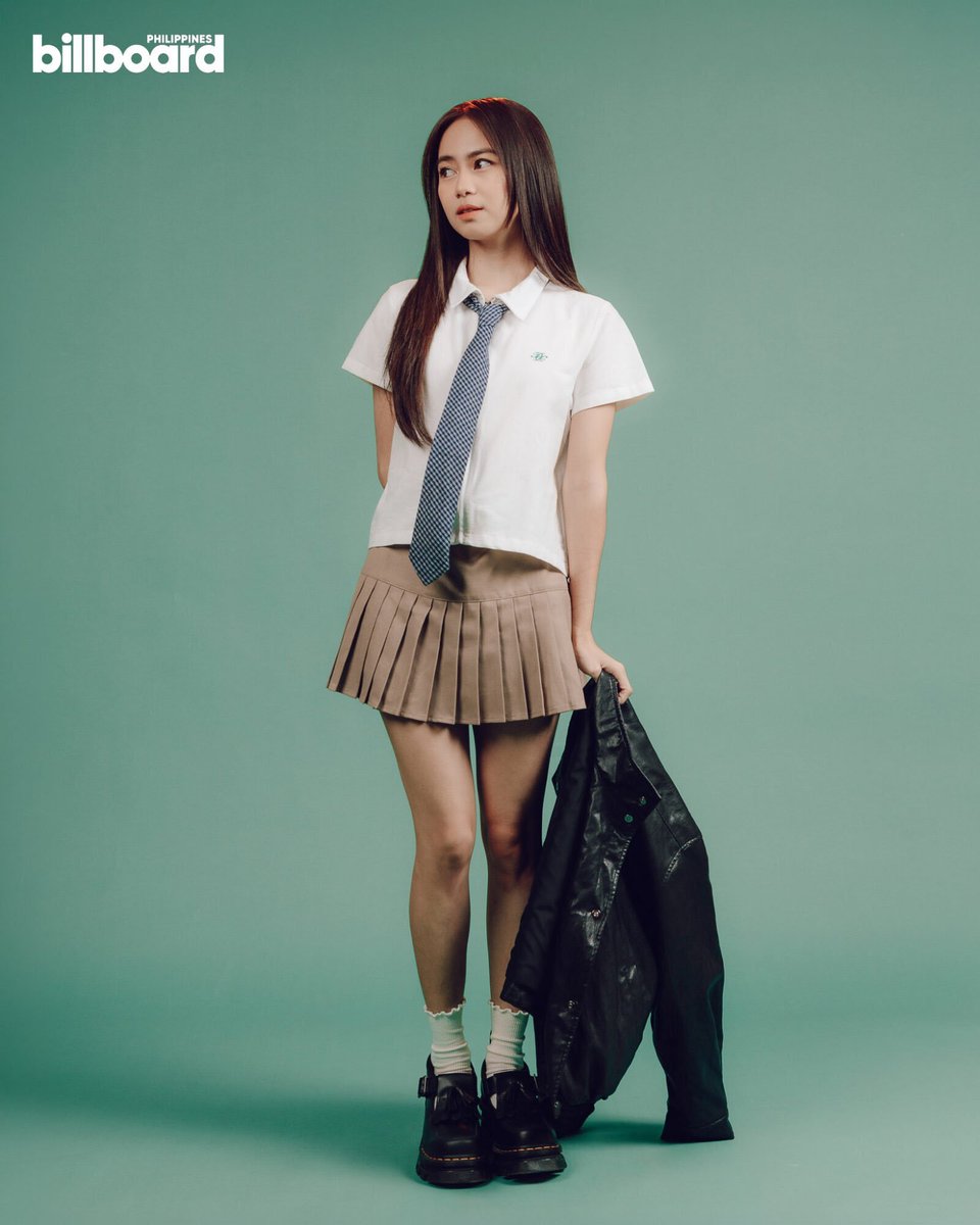 cinthriels's tweet photo. ashtine for penshoppe? 🚬 the wonyoungfication of her is truly insane whenever someone talks about her she gets a brand new deal https://t.co/WnD1CD4LDe