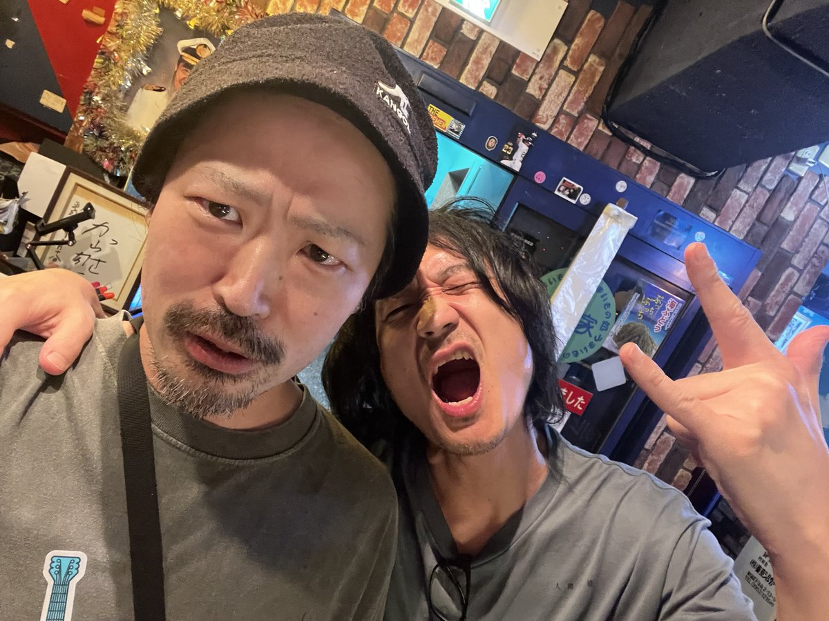 rabkeitan's tweet photo. 20周年おめでとうございます。
来週の我々のワンマンに向けて、気合いも入れられた3時間ライブでした。
新しい挑戦を体現して成功させたDOESこれからもサポートもしていくし、一緒に進んでください!!
<配信チケット>
🎫 https://t.co/int6iPd461
📺 9月20日(日)20:00 JST
#DOES
#DOES20th
#Thanksloving