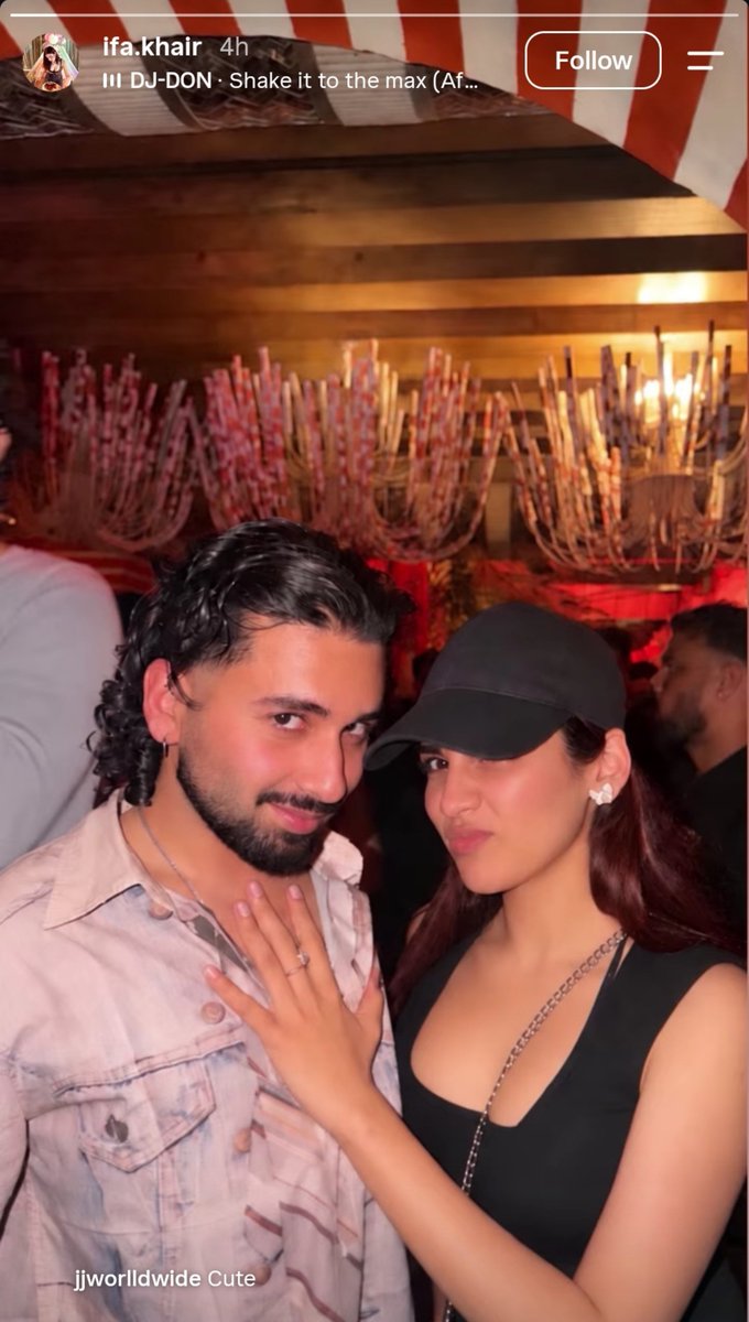 Unbowed08's tweet photo. Mystery Girl Mil gyii 🤭🤭🥺🥺 

#ElvishYadav #ElvishArmy https://t.co/DXJEfF0t5c