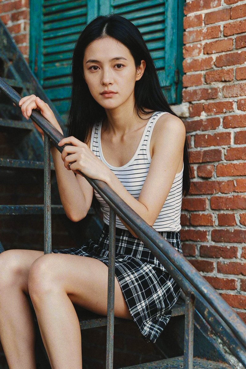 DIVID_Official's tweet photo. I wasn't planning on stopping here…
PRESAVE LINK:
https://t.co/djbhpT4XtD
#echo #dividsound #whisper #records #alternewbie #newmusic #tooloudrecords #rock #alternativemusic #girllove #asiangirls https://t.co/b6mS2Cs5Rw