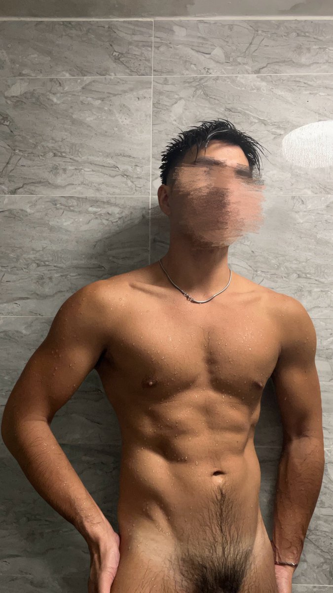 pingtungnudity's tweet photo. 被大家問到訊息炸了…這次要什麼時候開搶呢😈 https://t.co/Kq7jt17CPh