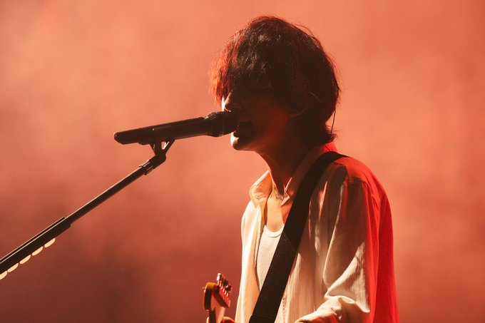 KVSSHOP's tweet photo. [ROCK IN JAPAN FESTIVAL 2026] BUMP OF CHICKEN - ライブ写真＆セトリ公開 
LOTUS STAGE 9/13(日)18:45～

🎧SETLIST🎧

01. アカシア
02. なないろ
03. 車輪の唄
04. I
05. Gravity
06. カルマ
07. ray
EN1. 天体観測

#RIJF2026
#ロッキン
#BUMPOFCHICKEN https://t.co/UjQdS1ertw