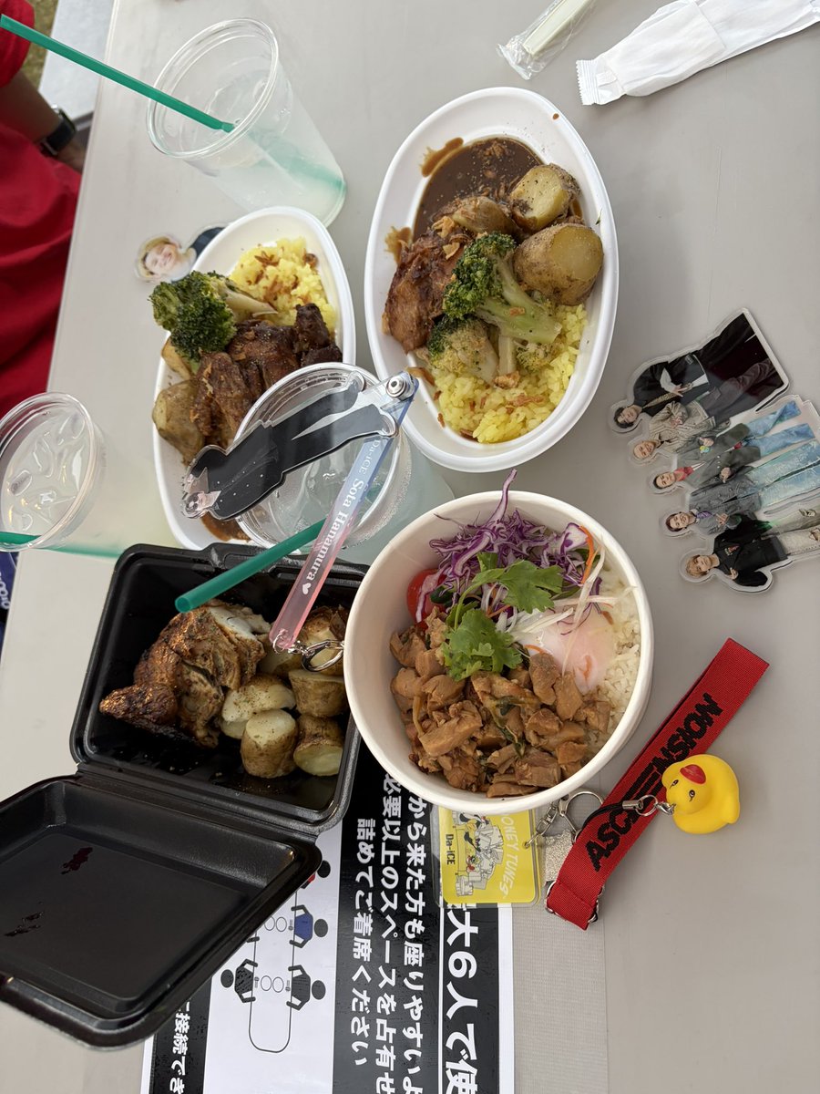 AlohaJunko's tweet photo. ロッキン2026
フェス飯〜🤭

最高〜！
毎週末フェス飯食べたい🤤
#ロッキン
#フェス飯 https://t.co/GkYjWzKRMb