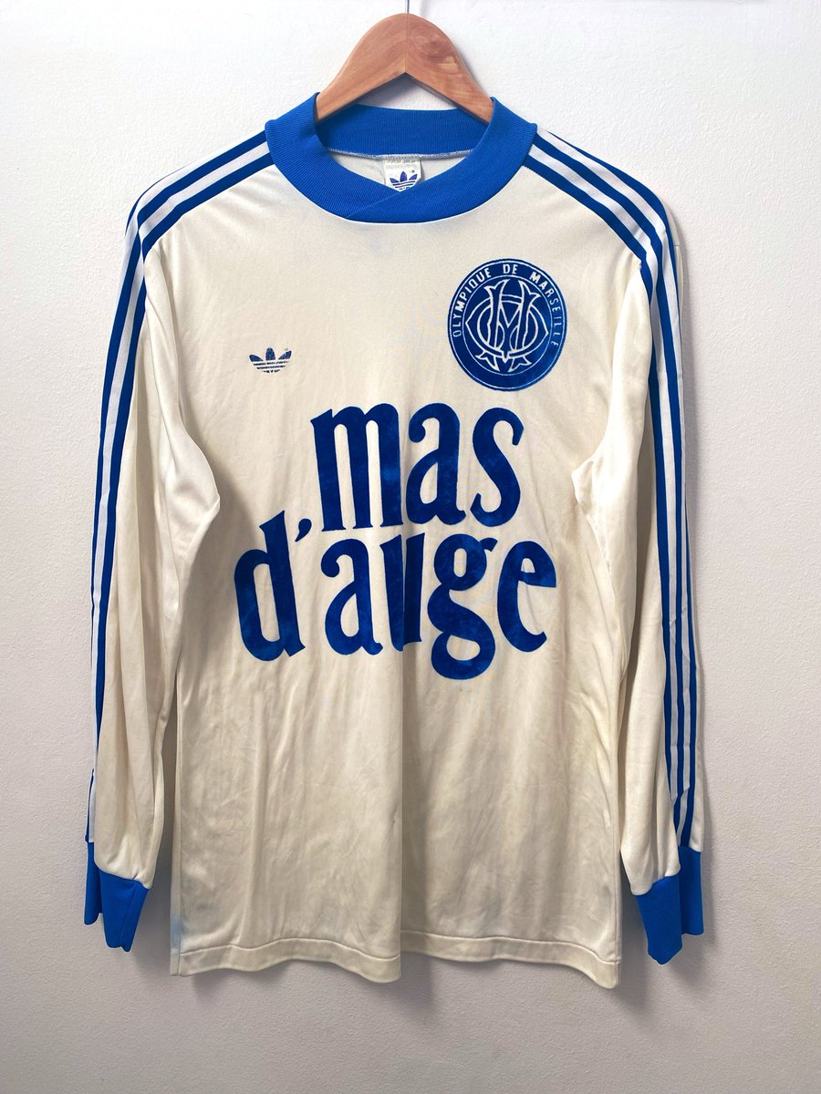 TheTrefoilMan's tweet photo. Vintage adidas Marseille shirt #allezlom #lom https://t.co/XC5P6vr3VE