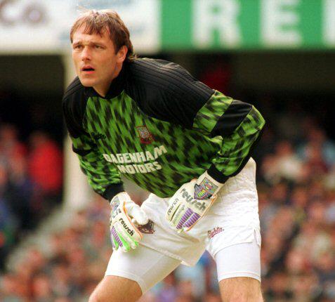90sfootball's tweet photo. RIP Lud��k Mikloško 💔 https://t.co/NBOop4smp8