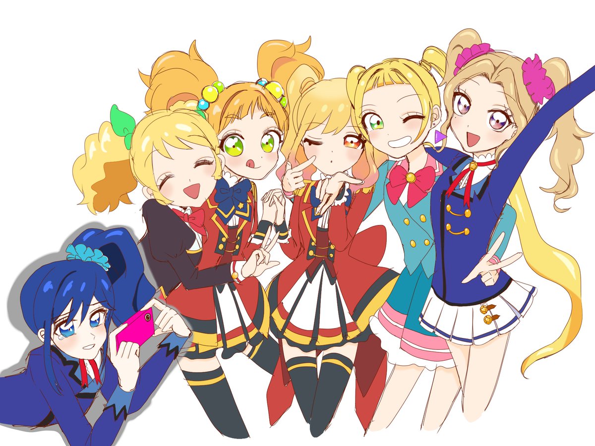 rainbow_fan03's tweet photo. 金髪ツインテ組 https://t.co/mYXKXLfNZF