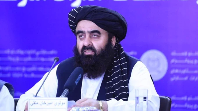 جهان اسلام و غرب خواستار بازگشایی مکاتب دخترانه اند