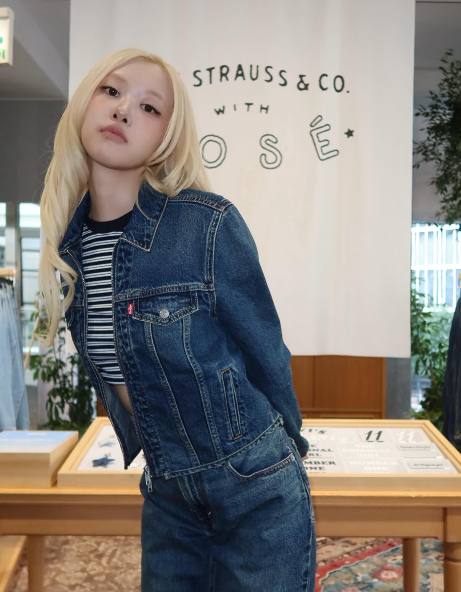 fullress's tweet photo. Levi’s x BLACKPINK ROSE Collectionが2026年 9/15 先行発売 (リーバイス ブラックピンク ロゼ コレクション)

・イベント会場 入場web抽選 9/8 11:00～9/9 23:59
・リーバイスオンライン web抽選 9/15
・原宿フラッグシップストア、ルクア大阪 ウィメンズ POP-UPストア、 9/21~

https://t.co/AY55tawTgG