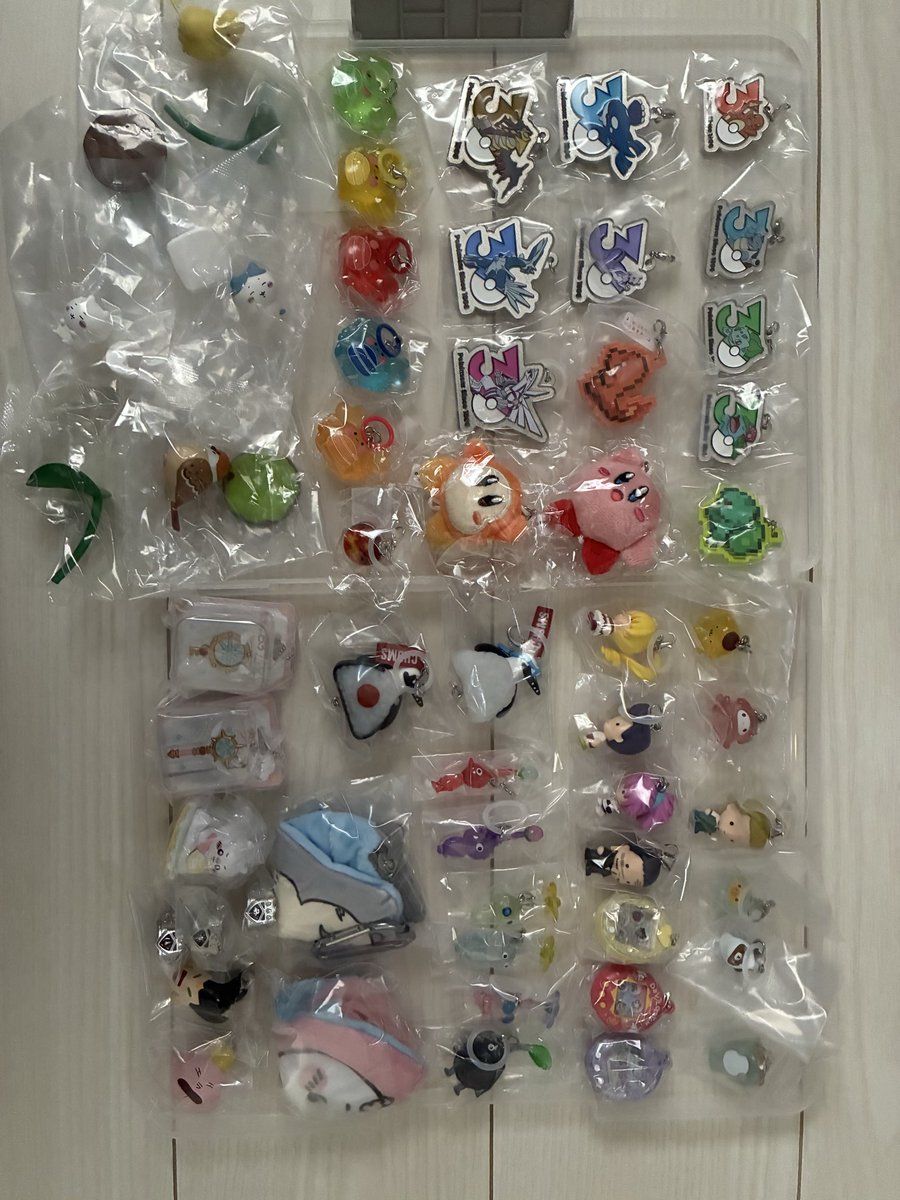0819_kt's tweet photo. 【交換】　ポケモン　30周年　メタルチャームマスコット　サンリオ　めじるし

譲→ミュウツー、カイオーガ、ギラティナ、パルキア、ディアルガ、フシギダネ、ヒトカゲ、カメックス、フシギバナ

求→ピカチュウ、ルギア、めんだこキティ

都内手渡し希望。
異種交換、比率違い可 https://t.co/mngF6nYMCN