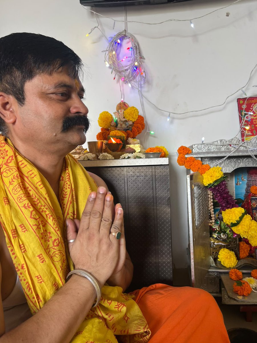 DPsevak2SaveNat's tweet photo. गणपती बाप्पा मोरया!
@narendramodi 
@myogiadityanath https://t.co/43pP6u3BFy