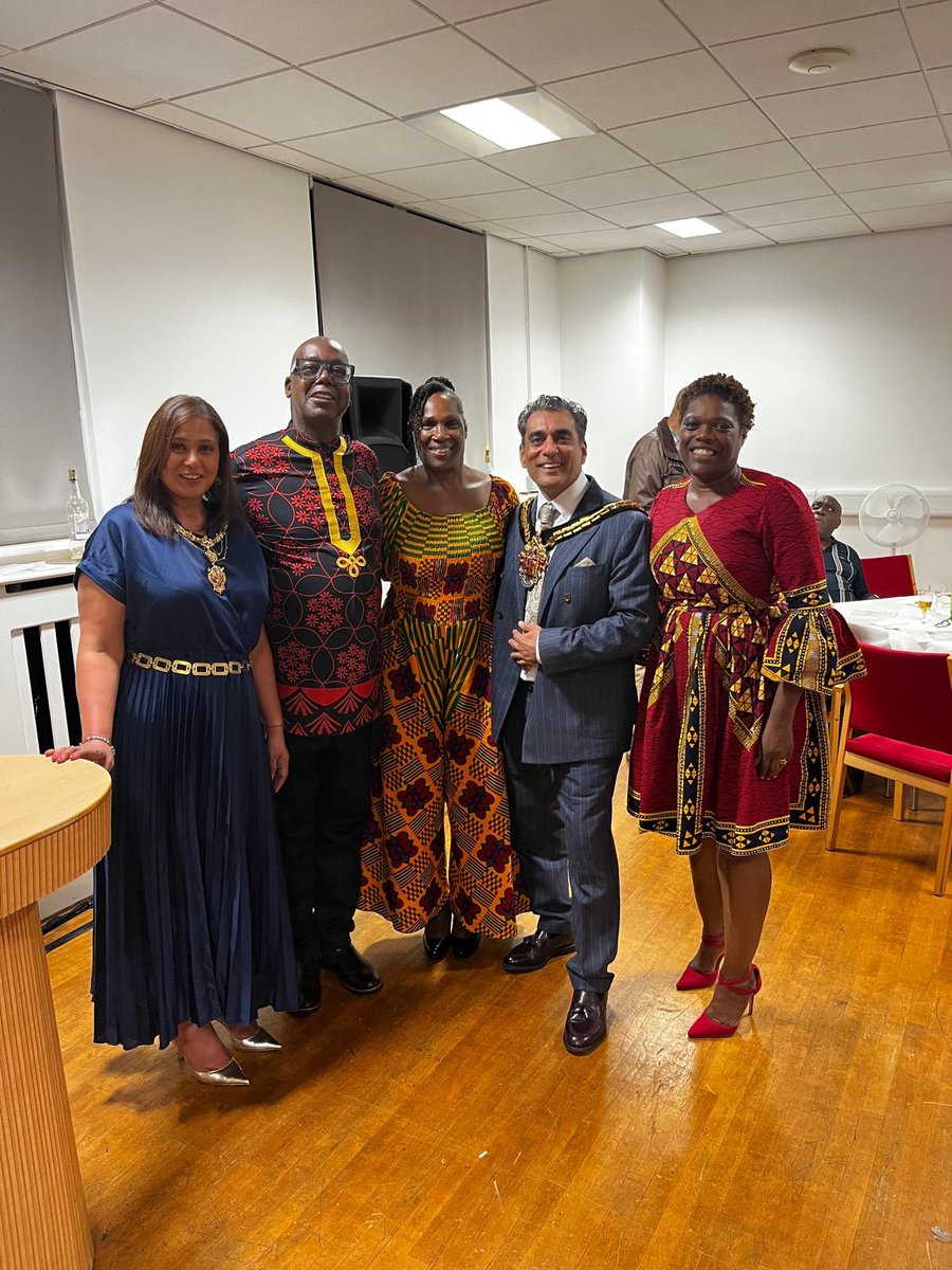 WolvesMayor's tweet photo. It was a privilege to join Sir Patrick Vernon as he celebrated his well-deserved Knighthood. 👏🏽

The Mayoress and I were pleased to be part of the evening and recognise his outstanding contribution to equality, public health and preserving Black British history. https://t.co/SqgKPCWfWD